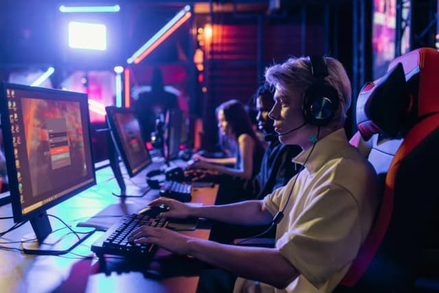 Jak sprawdzić ilość graczy na Steam i nie przegapić niczego ważnego Jak sprawdzić ilość graczy na Steam i nie przegapić niczego ważnego